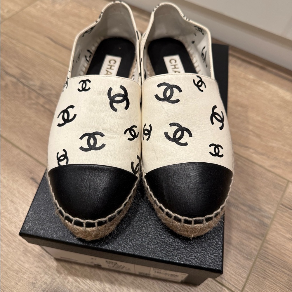 CHANEL Black and White Espadrilles with Iconic CC Logo